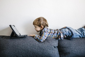 How to work out if your kid is too young for screens